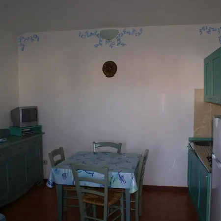 Holidayaffitti Mirice - Lu Lamoni Apartment *
